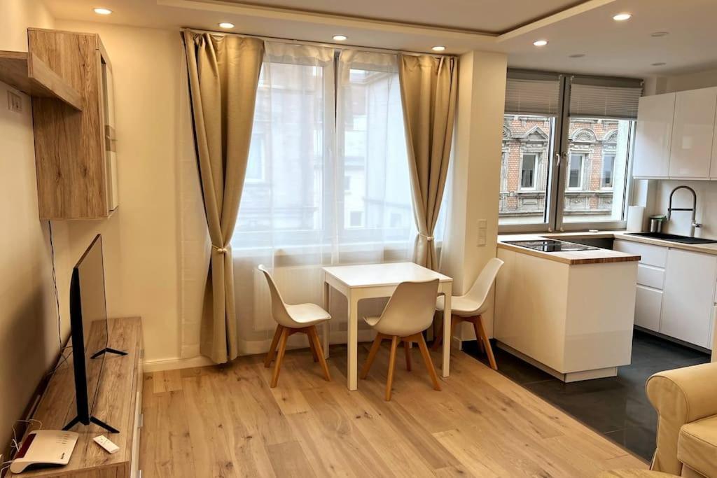 Lovely Flat Relax Near City Center نورنبيرغ المظهر الخارجي الصورة